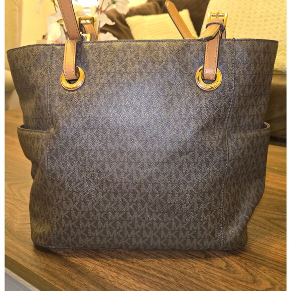 Michael Kors Jet Set MK Logo Brown Signature Tote - Picture 2 of 6